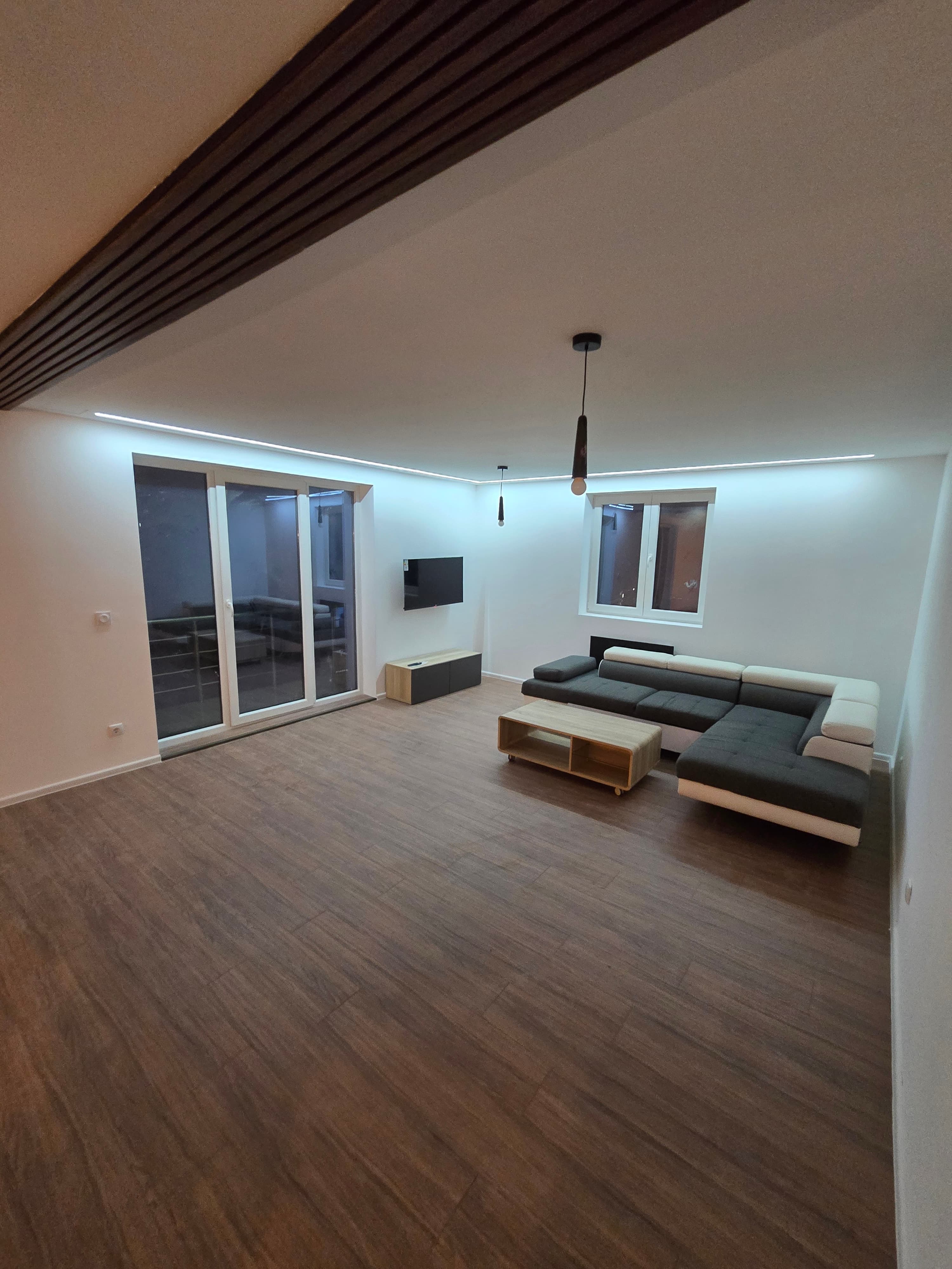 Salon & Lumière LED